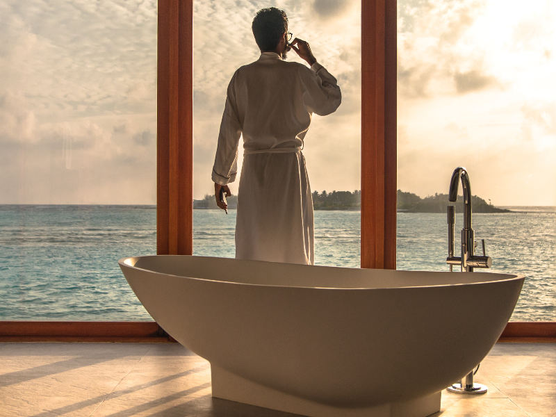 Soaking in a Japanese Soaking Tub can improve heart health